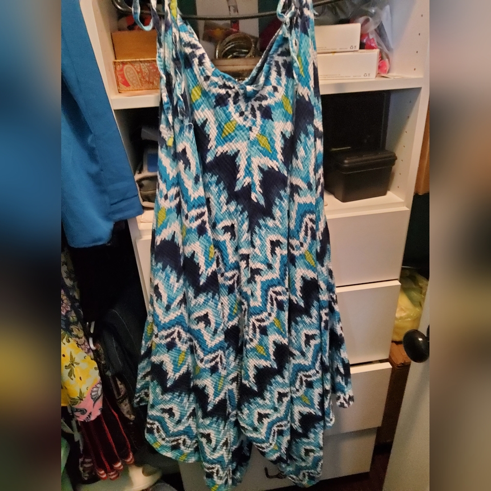 Romper - Picture 3 of 4